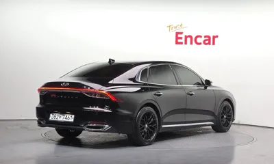 Hyundai Grandeur 2020, 96167 км, за 12052.12 USD