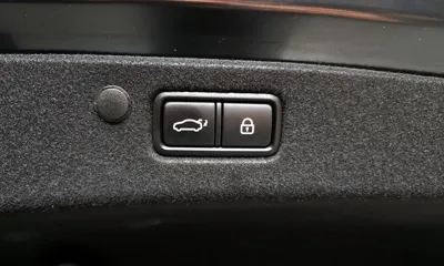 Hyundai Grandeur 2020, 96167 км, за 12052.12 USD - фото 20