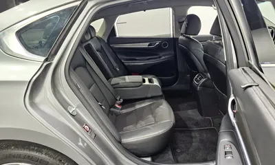 Hyundai Grandeur 2018, 49804 км, за 11400.66 USD - фото 11