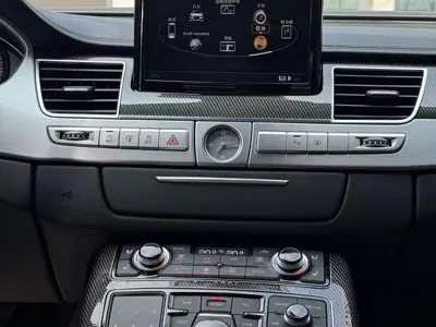 Audi S8 2014, 70000 км, за 49801.78 USD - фото 6