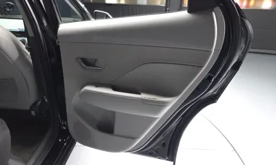 Hyundai Kona 2023, 43582 км, за 14651.29 USD - фото 25