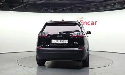 Jeep Cherokee 2019, 170627 км, за 5946.48 USD
