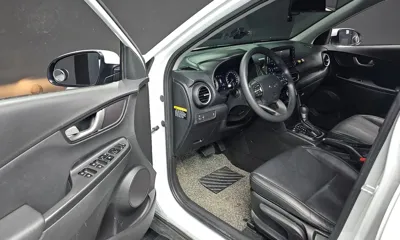 Hyundai Kona 2018, 166918 км, за 5741.66 USD - фото 11