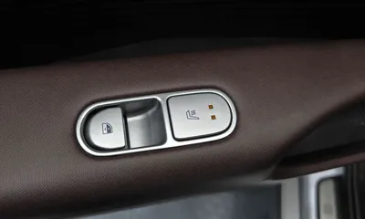 Hyundai Ioniq6 2023, 96314 км, за 22121.57 USD - фото 19