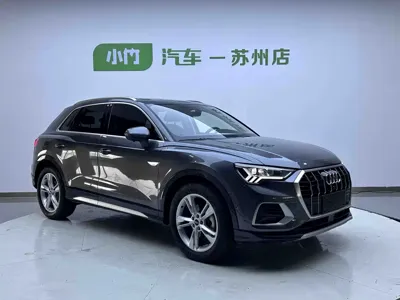 Audi Q3 2022, 17000 км, за 30499.9 USD