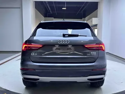 Audi Q3 2022, 17000 км, за 30499.9 USD
