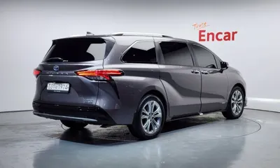 Toyota Sienna 2021, 136256 км, за 25041.29 USD