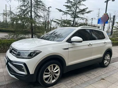 Volkswagen T-Cross · 2022 год