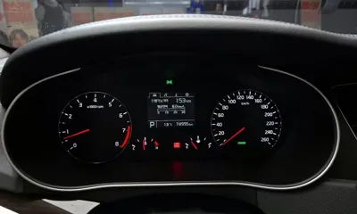 Kia K7 2016, 74995 км, за 5382.7 USD - фото 8