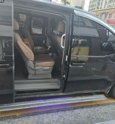 Hyundai Staria 2022, 202704 км, за 15796.65 USD