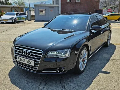 Audi A8 2011, 197184 км, за 4813.95 USD
