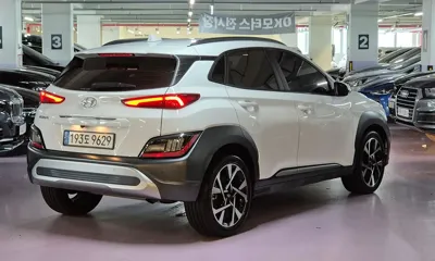 Hyundai Kona 2023, 19875 км, за 14441.86 USD