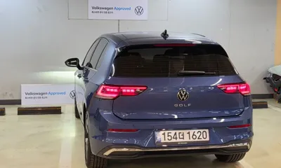 Volkswagen Golf 2025, 4235 км, за 23289.12 USD