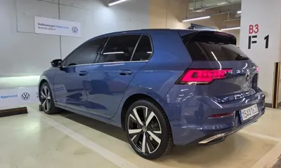 Volkswagen Golf 2025, 4235 км, за 23289.12 USD