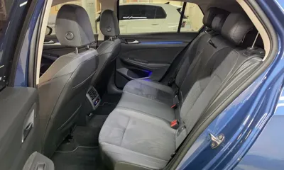 Volkswagen Golf 2025, 4235 км, за 23289.12 USD - фото 14