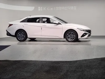 Hyundai Avante 2024, 13859 км, за 15569.13 USD - фото 4