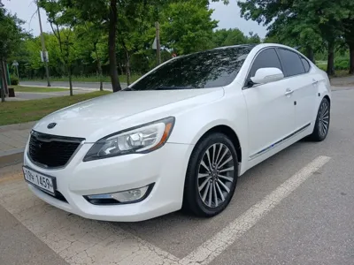 Kia K7 2012, 173612 км, за 3807.27 USD