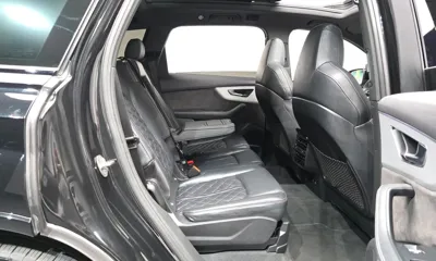 Audi Q7 2022, 70883 км, за 40007.84 USD - фото 11
