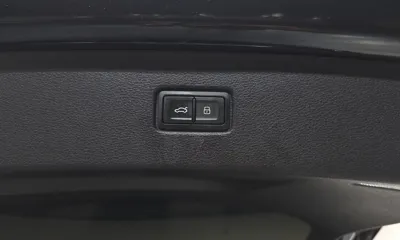 Audi Q7 2022, 70883 км, за 40007.84 USD - фото 32