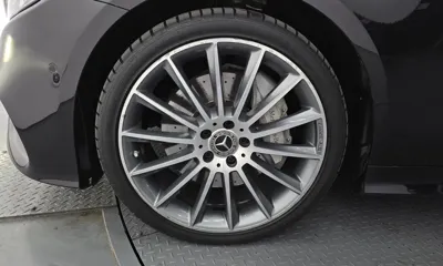 Mercedes-Benz E-Class 2020, 90149 км, за 21488.56 USD