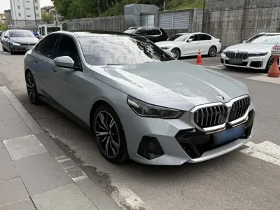 BMW 5-Series · 2025 год