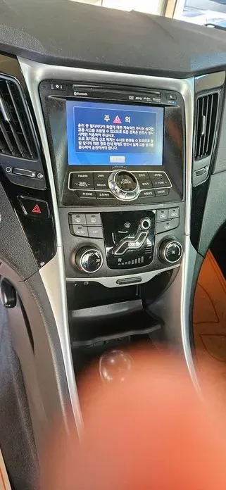 Hyundai Sonata 2010, 135000 км, за 2800.02 USD - фото 7