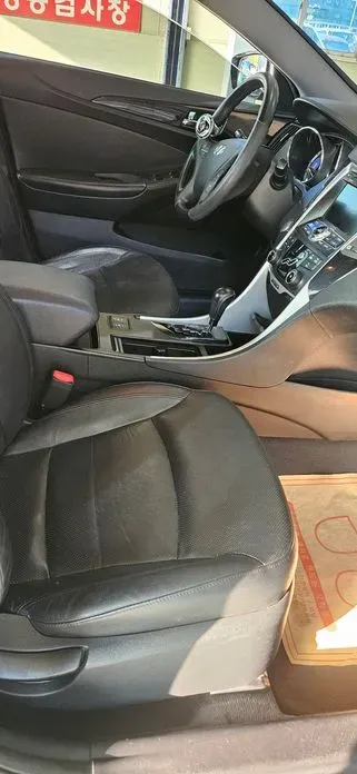 Hyundai Sonata 2010, 135000 км, за 2800.02 USD - фото 16