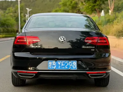 Volkswagen Magotan 2017, 90000 км, за 8357.7 USD