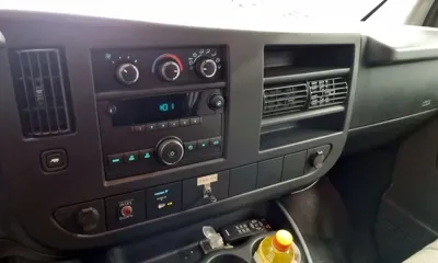 Chevrolet Express Van 2008, 28960 км, за 9035.95 USD - фото 7