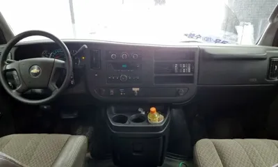 Chevrolet Express Van 2008, 28960 км, за 9035.95 USD - фото 8