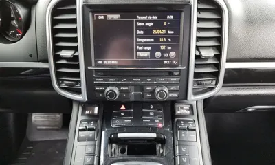 Porsche Cayenne 2013, 152846 км, за 9787.17 USD - фото 15