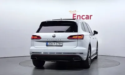 Volkswagen Touareg 2020, 96940 км, за 26191.41 USD