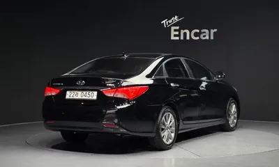 Hyundai Sonata 2014, 115402 км, за 2619.14 USD