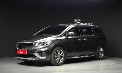 Kia Canival · 2019 год