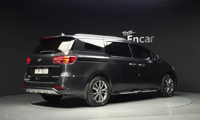 Kia Canival 2019, 74842 км, за 12307.09 USD