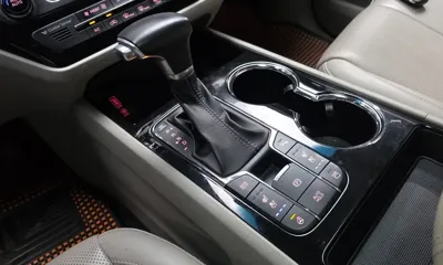 Kia Canival 2019, 74842 км, за 12286.29 USD - фото 9