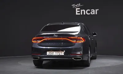 Hyundai Grandeur 2018, 126608 км, за 7331.52 USD