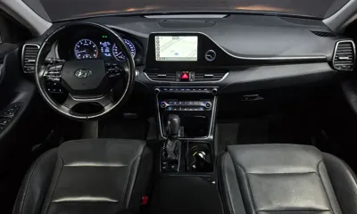 Hyundai Grandeur 2018, 126608 км, за 7331.52 USD - фото 7