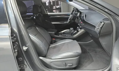 Hyundai Grandeur 2018, 126608 км, за 7331.52 USD - фото 11