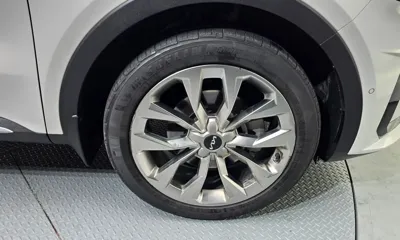 Kia Sorento 2022, 131933 км, за 15791.21 USD