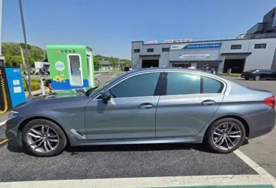 BMW 5-Series 2018, 140812 км, за 13869.89 USD
