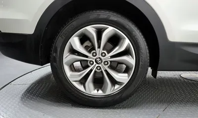Hyundai Santafe 2013, 64231 км, за 7144.25 USD