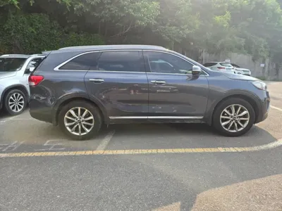 Kia Sorento 2015, 310000 км, за 4791.91 USD