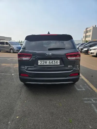 Kia Sorento 2015, 310000 км, за 4791.91 USD