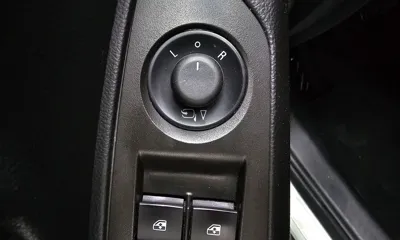 ChevroletGMDaewoo Trax 2015, 95716 км, за 4269.57 USD - фото 17