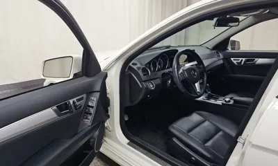 Mercedes-Benz C-Class 2012, 124546 км, за 3875.46 USD - фото 10