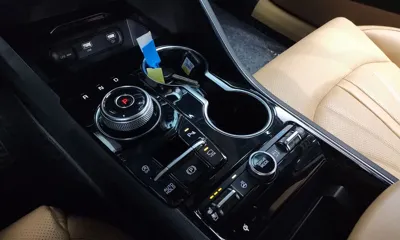 Kia K5 2020, 81441 км, за 11297.95 USD - фото 9