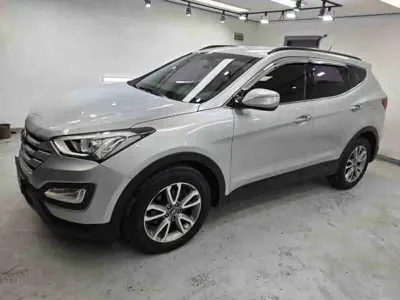 Hyundai Santafe 2014, 123161 км, за 6609.27 USD