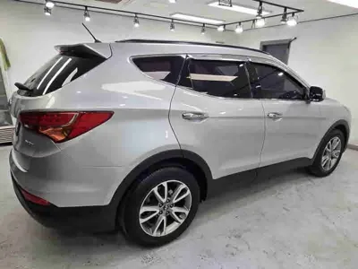 Hyundai Santafe 2014, 123161 км, за 6609.27 USD - фото 6