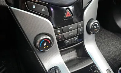 ChevroletGMDaewoo Cruze 2011, 133558 км, за 1523.18 USD - фото 18